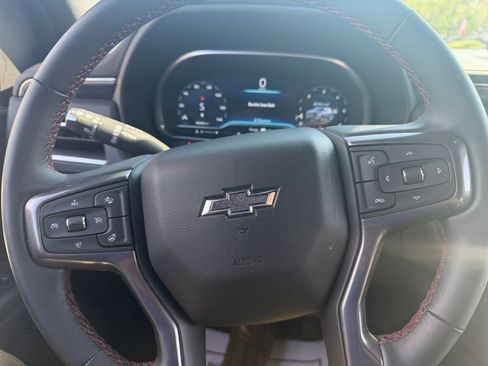 Used 2023 Chevrolet Suburban RST w/ Luxury Package AWD/4WD image 15