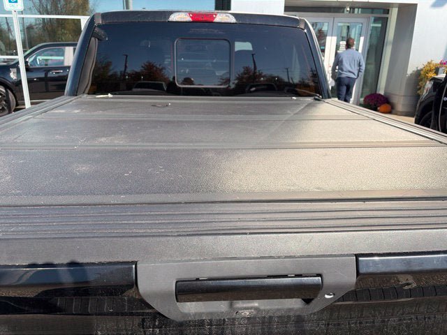 Used 2017 Ford F150 XLT w/ Equipment Group 302A Luxury AWD/4WD image 5