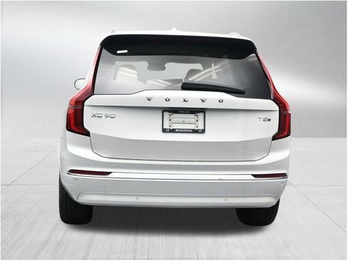 New 2026 Volvo XC90 T8 Ultra w/ Protection Package Premier AWD/4WD image 4