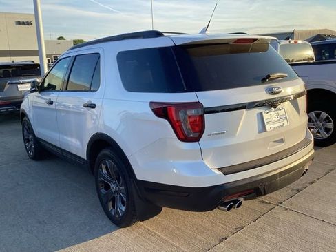 Used 2018 Ford Explorer Sport w/ Equipment Group 401A AWD/4WD image 12