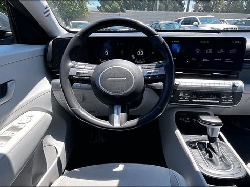 Certified 2024 Hyundai Kona SEL FWD image 7