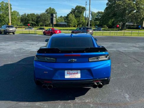 Used 2017 Chevrolet Camaro SS RWD image 6