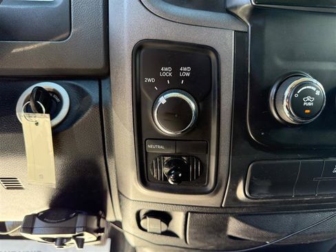 Used 2013 RAM 1500 Express AWD/4WD image 37