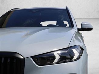 Used 2024 BMW X5 xDrive40i w/ M Sport Package AWD/4WD video 2