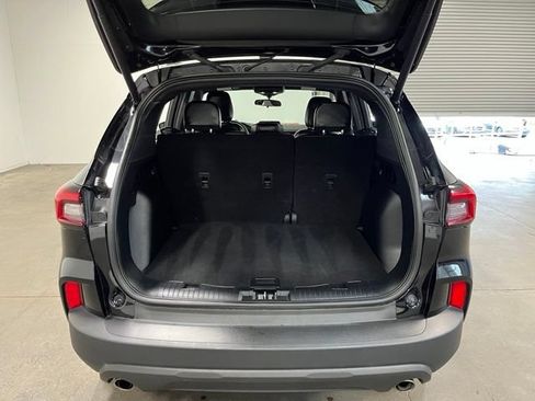 Used 2025 Ford Escape ST-Line Select AWD/4WD image 12