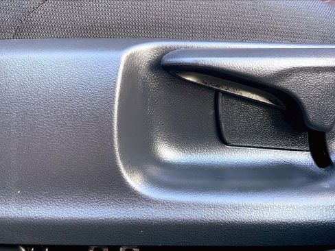 Used 2025 Toyota Corolla SE w/ SE Premium Package image 34