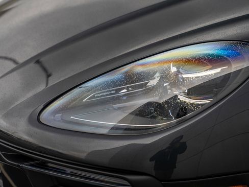 New 2026 Porsche Macan image 30