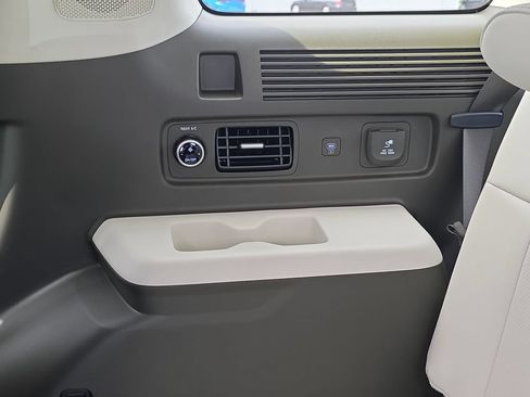 Certified 2025 Hyundai Santa Fe Calligraphy FWD image 35