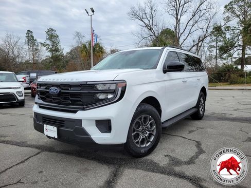 New 2025 Ford Expedition Active RWD image 1