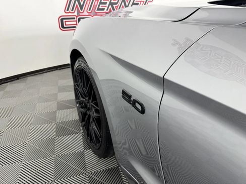 Used 2022 Ford Mustang GT w/ Equipment Group 301A RWD image 21