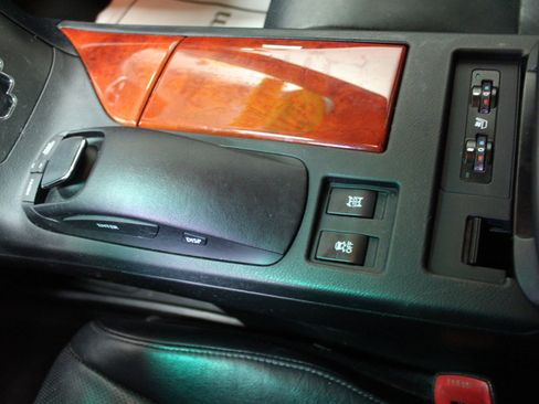 Used 2011 Lexus RX 350 AWD image 21