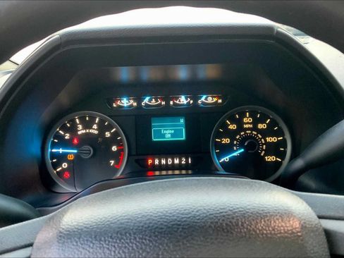 Used 2016 Ford F150 XLT AWD/4WD image 25