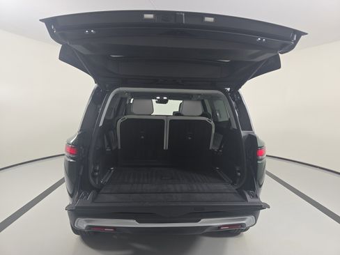 Used 2024 Rivian R1S Adventure AWD/4WD image 15