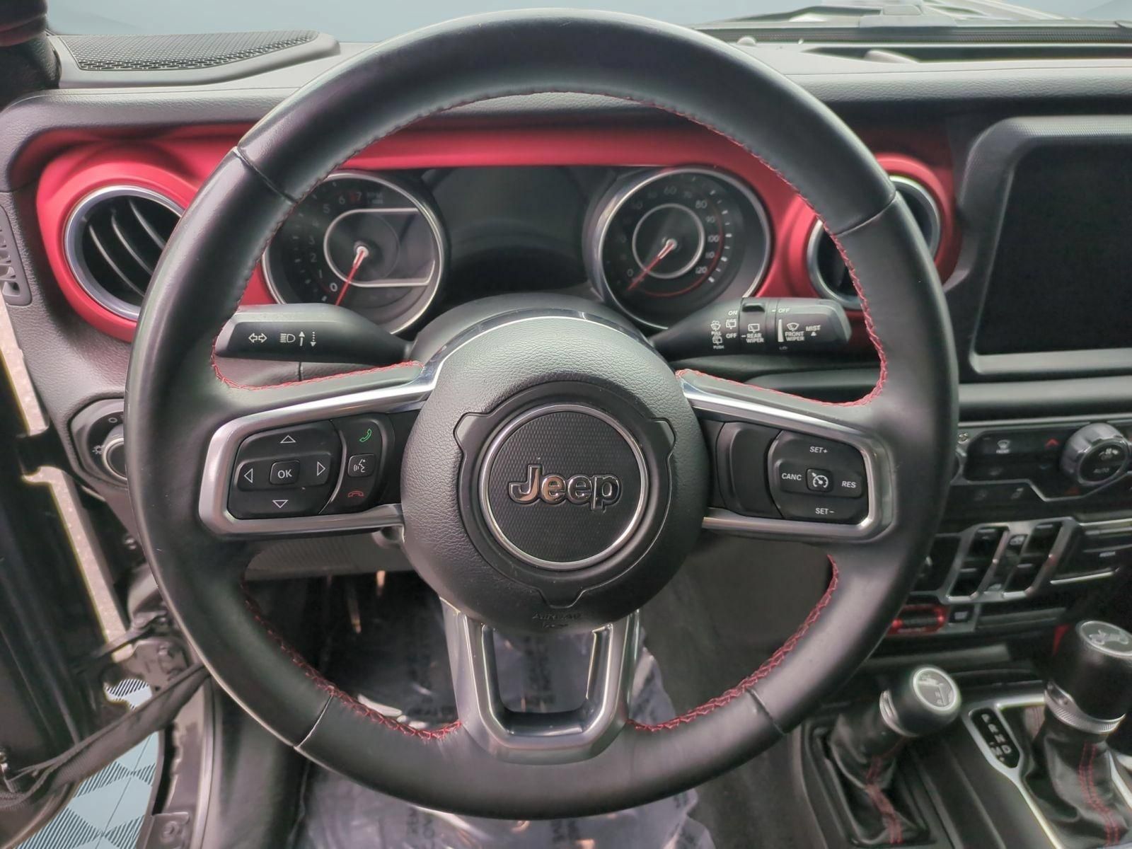 Used 2018 Jeep Wrangler Unlimited Rubicon AWD/4WD image 16