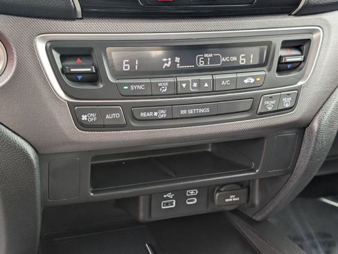 Used 2025 Honda Ridgeline Sport image 24