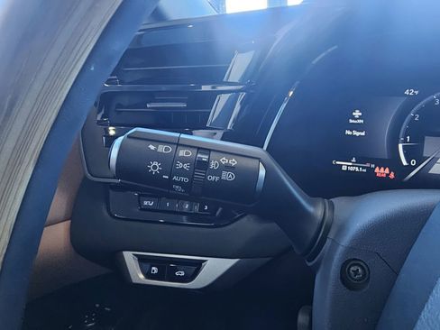 Used 2026 Lexus RX 350 Premium image 18