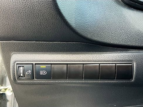 Used 2022 Toyota Corolla SE FWD image 10