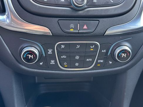 Used 2024 Chevrolet Equinox LT image 28