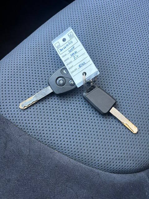 Used 2008 Honda Fit Sport image 7