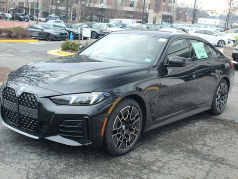 New 2026 BMW 430i xDrive w/ M Sport Package image 4