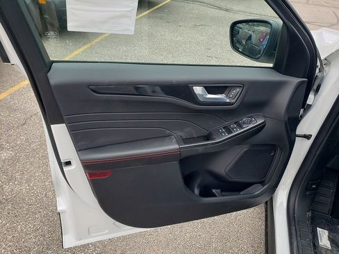 New 2026 Ford Escape ST-Line w/ Cold Weather Package AWD/4WD image 10