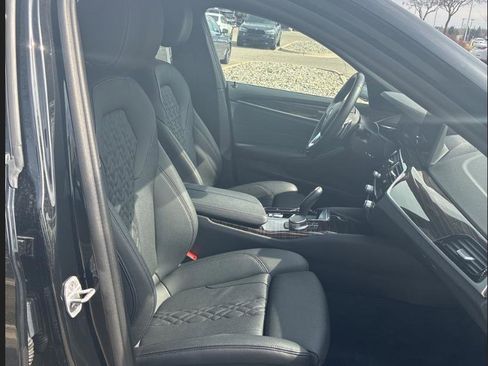 Used 2023 BMW 540i xDrive w/ Convenience Package image 5