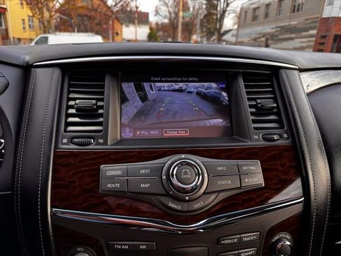 Used 2017 Nissan Armada SL image 19