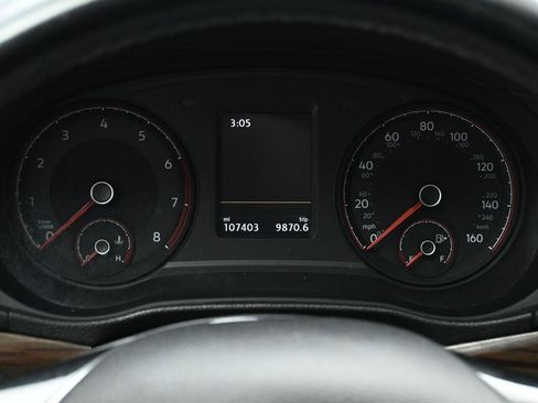 Used 2020 Volkswagen Passat 2.0T SEL image 25