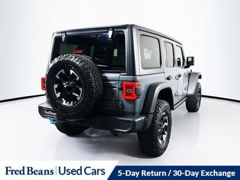 Used 2025 Jeep Wrangler Unlimited Rubicon 4xe AWD/4WD image 8