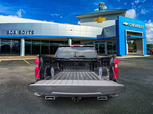 New 2026 Chevrolet Silverado 1500 RST w/ Z71 Off-Road Package AWD/4WD image 5