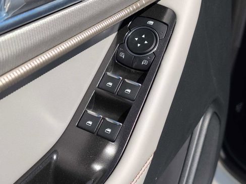 New 2026 Ford Explorer Active RWD image 20