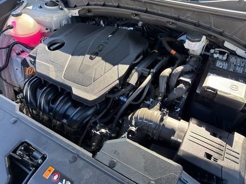 Certified 2024 Hyundai Tucson SE image 28