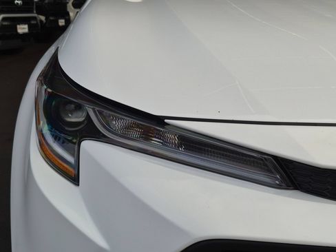 Used 2024 Toyota Corolla LE FWD image 6