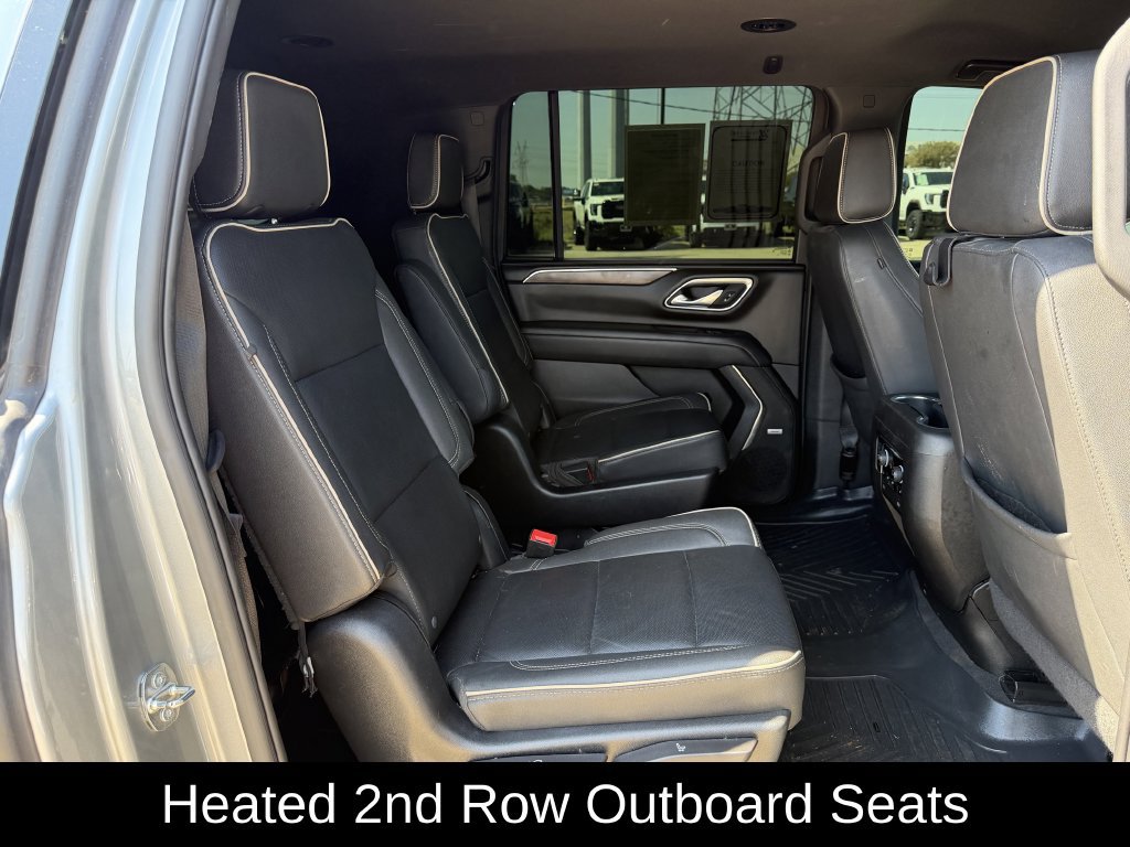 Used 2023 Chevrolet Suburban Premier RWD image 32