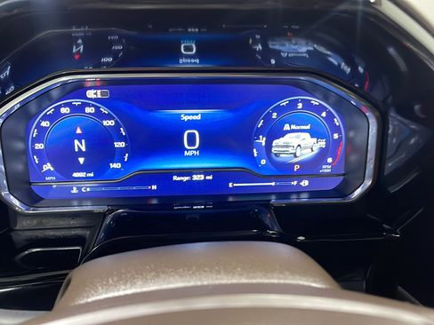 Used 2025 Chevrolet Silverado 1500 LTZ AWD/4WD image 5
