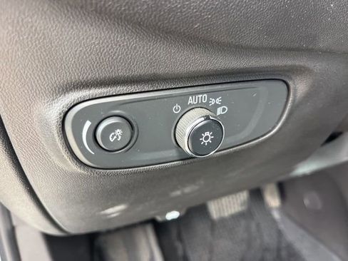 Used 2024 Chevrolet Equinox LS w/ LS Convenience Package image 14