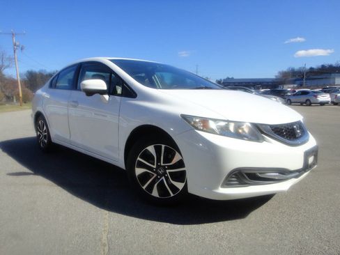 Used 2015 Honda Civic EX image 3