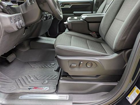 New 2025 Chevrolet Silverado 1500 LT image 10