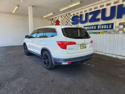 Used 2016 Honda Pilot EX image 9