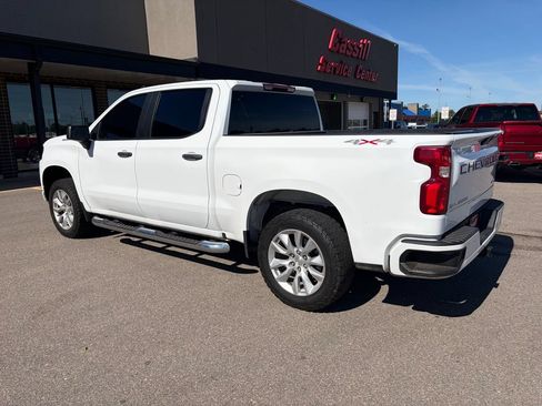 Used 2022 Chevrolet Silverado 1500 Custom AWD/4WD image 4