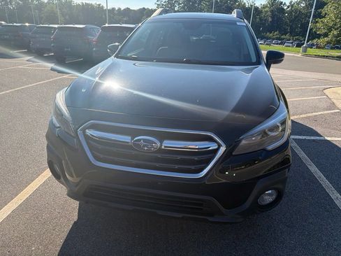 Used 2018 Subaru Outback 2.5i Limited AWD/4WD image 28