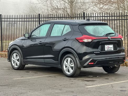 Used 2025 Nissan Kicks Play S image 6