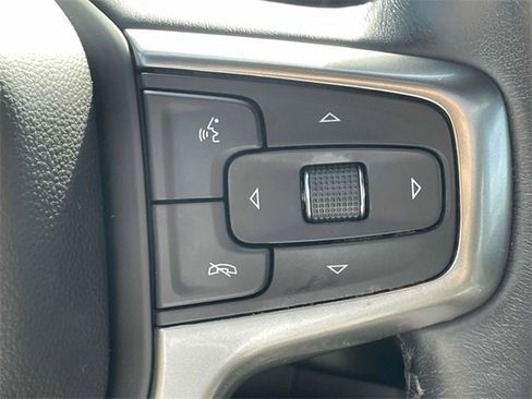 Used 2021 Chevrolet Tahoe Z71 w/ Z71 Off-Road Package image 24