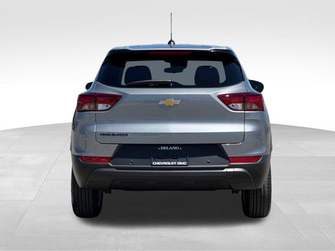 New 2026 Chevrolet TrailBlazer LS w/ LS Convenience Package FWD image 4