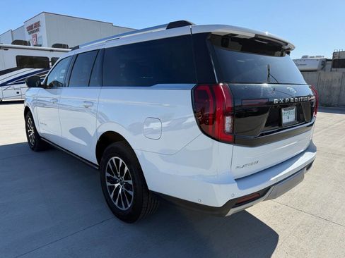 Used 2025 Ford Expedition Max Platinum AWD/4WD image 5