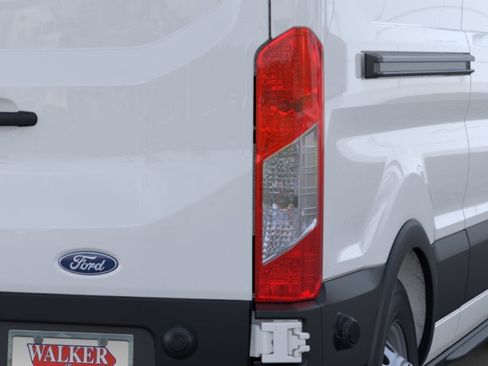 New 2026 Ford Transit 250 148 High Roof RWD image 21