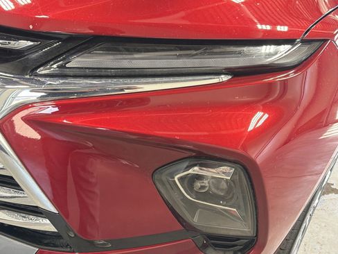 Used 2024 Chevrolet Blazer Premier image 11