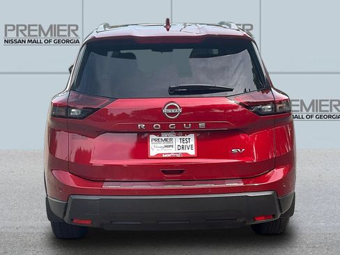 Certified 2024 Nissan Rogue SV w/ SV Premium Package FWD image 6