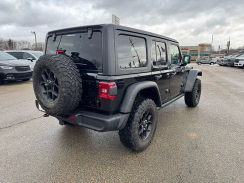 Used 2025 Jeep Wrangler Willys image 6