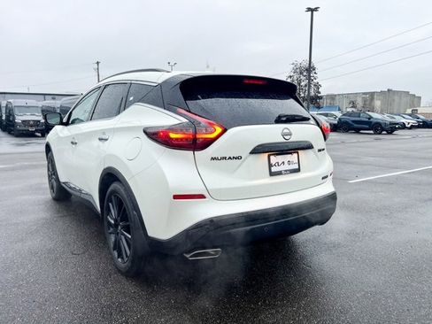 Used 2024 Nissan Murano SV w/ SV Midnight Edition Package image 8